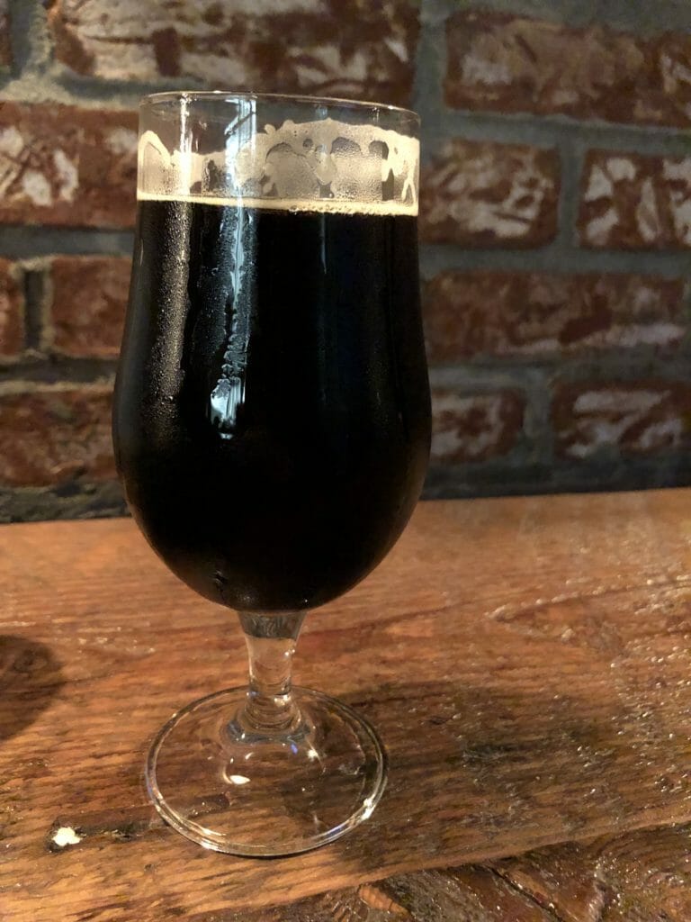 Twin Sails' Con Leche Milk Stout