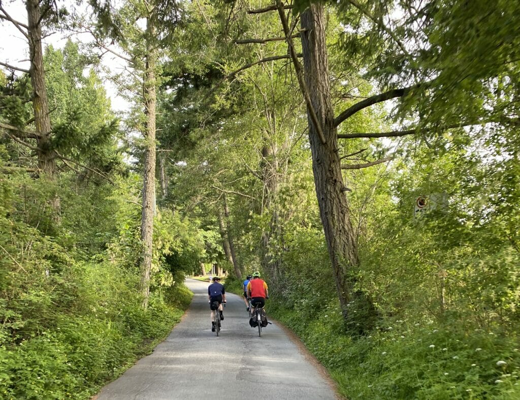 cycling between breweries in delta - Lochside Trail - BC Ale Trail