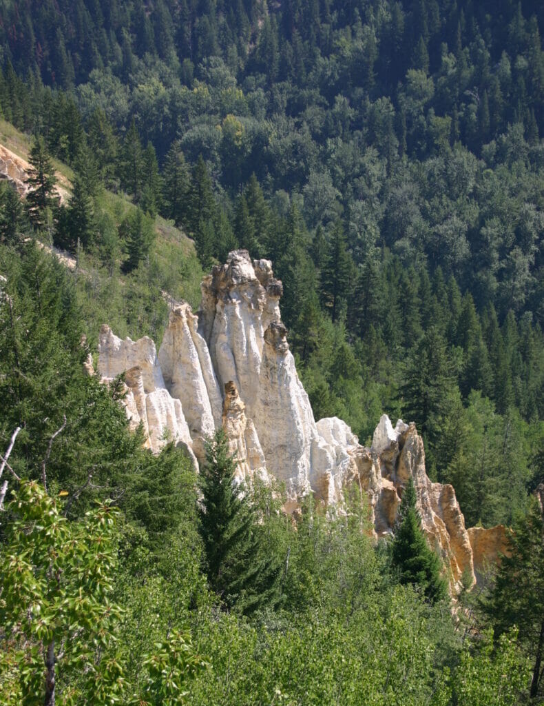 Pinnacles Provincial Park - Quesnel